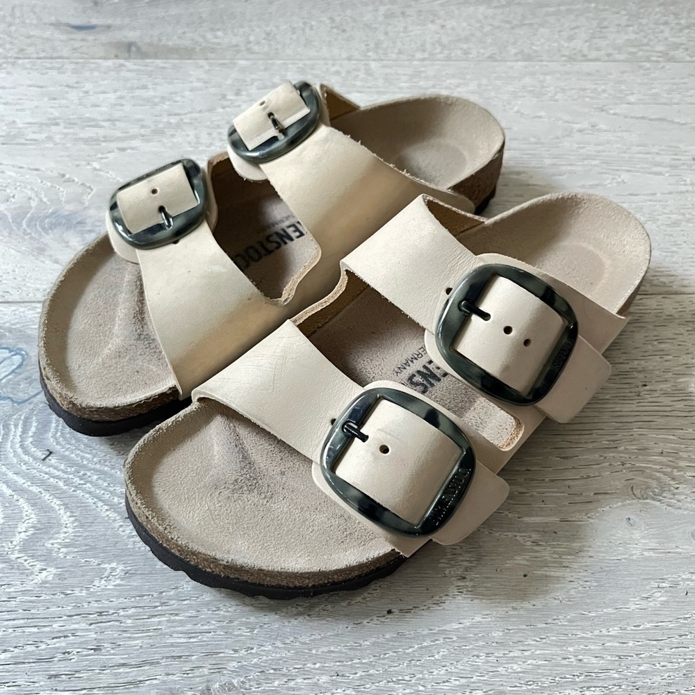 Birkenstock "Arizona" Big Buckle Tortoise Almond Nubuck Leather Sandals 36